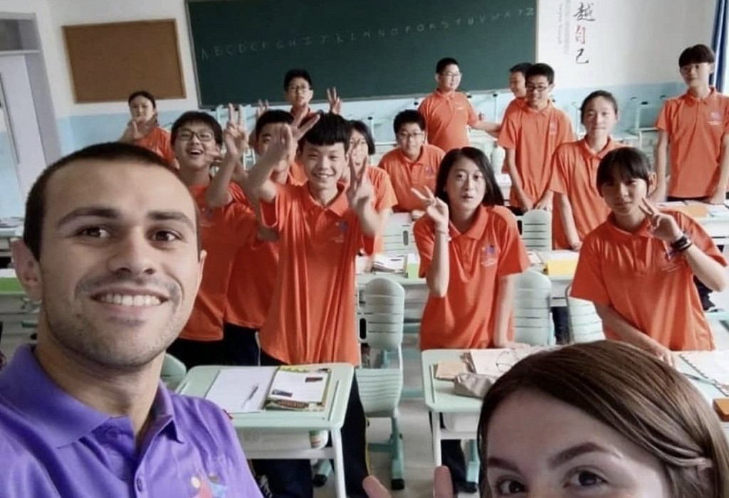 teachers in class with Chinese students