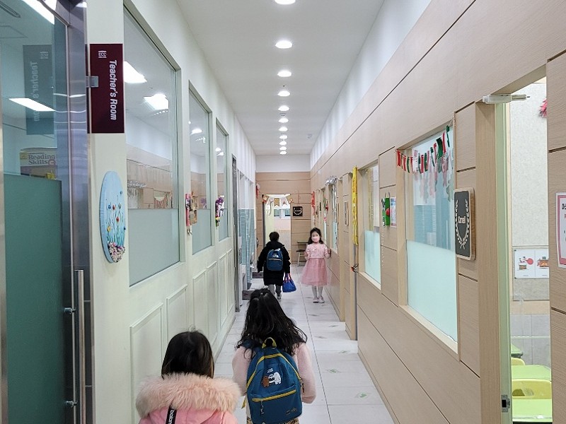 Private Language School Teaching Jobs in Korea Teach English in Korea