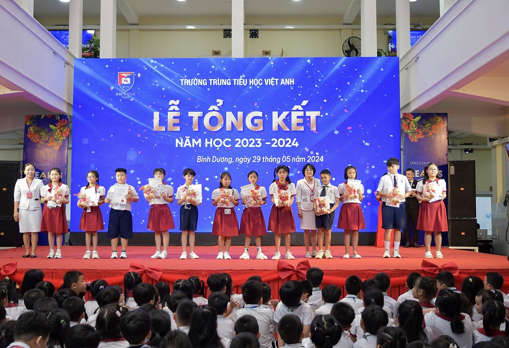 teach english in vietnam
