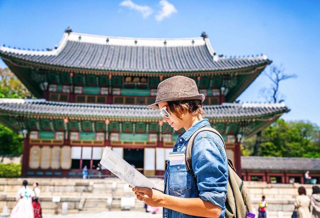 Get a TEFL course and teach in korea